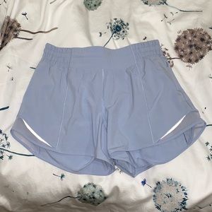 Lululemon Hotty Hot Shorts High Rise 4” size 6